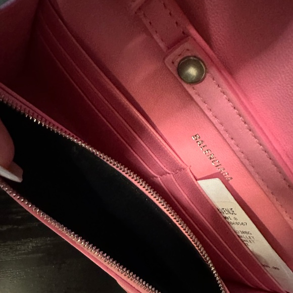 Balenciaga hourglass WOC 
Crystal 
New W Tag - Picture 5 of 8